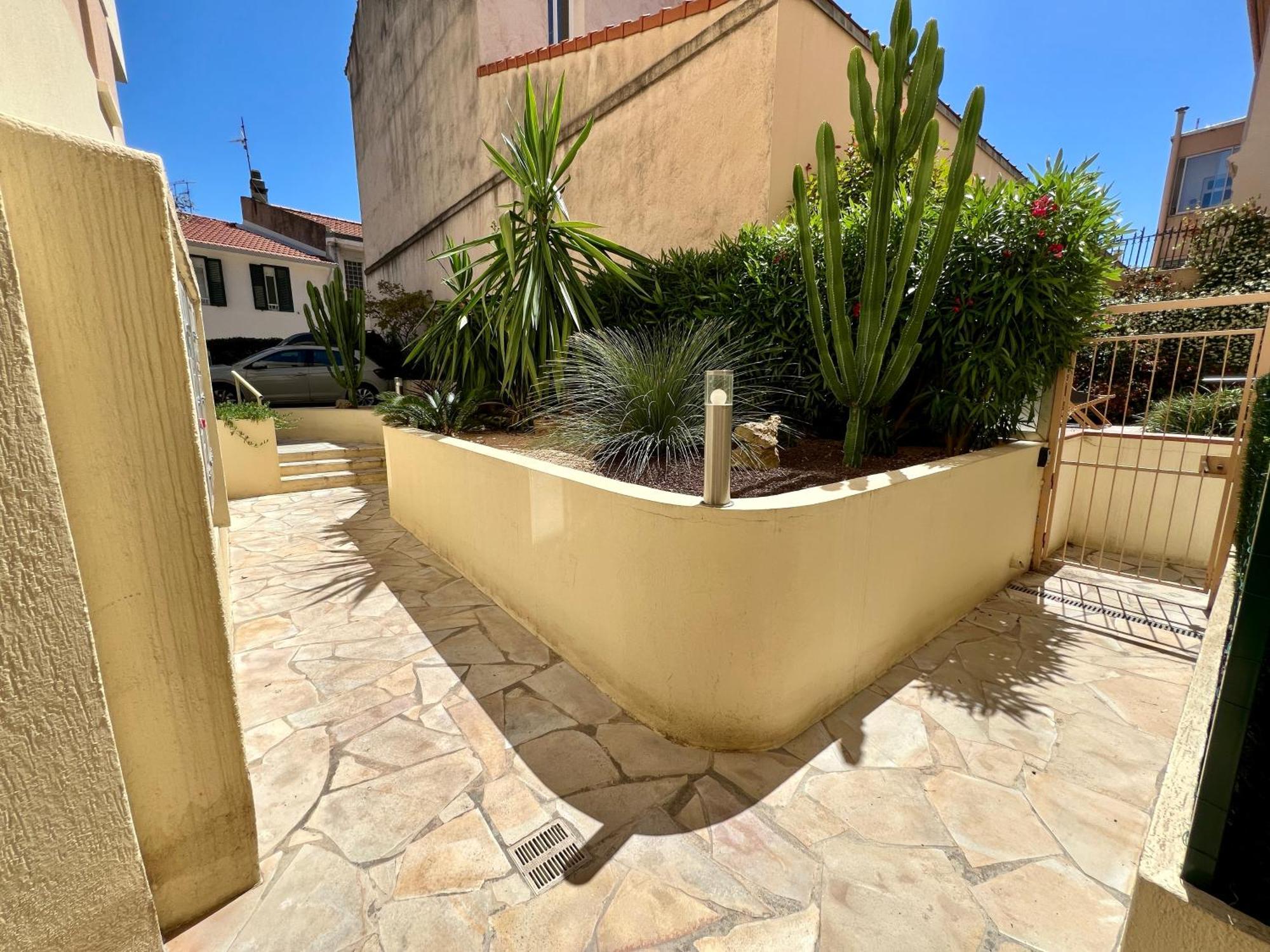 Appartement Quartier Suquet Marche Forville 4 Pers. Terrasse *